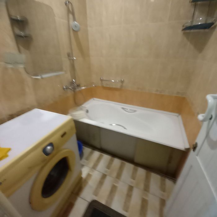 Сдается квартира на Чиланзаре 19квартале 2комнатная для всех. 400 у. е