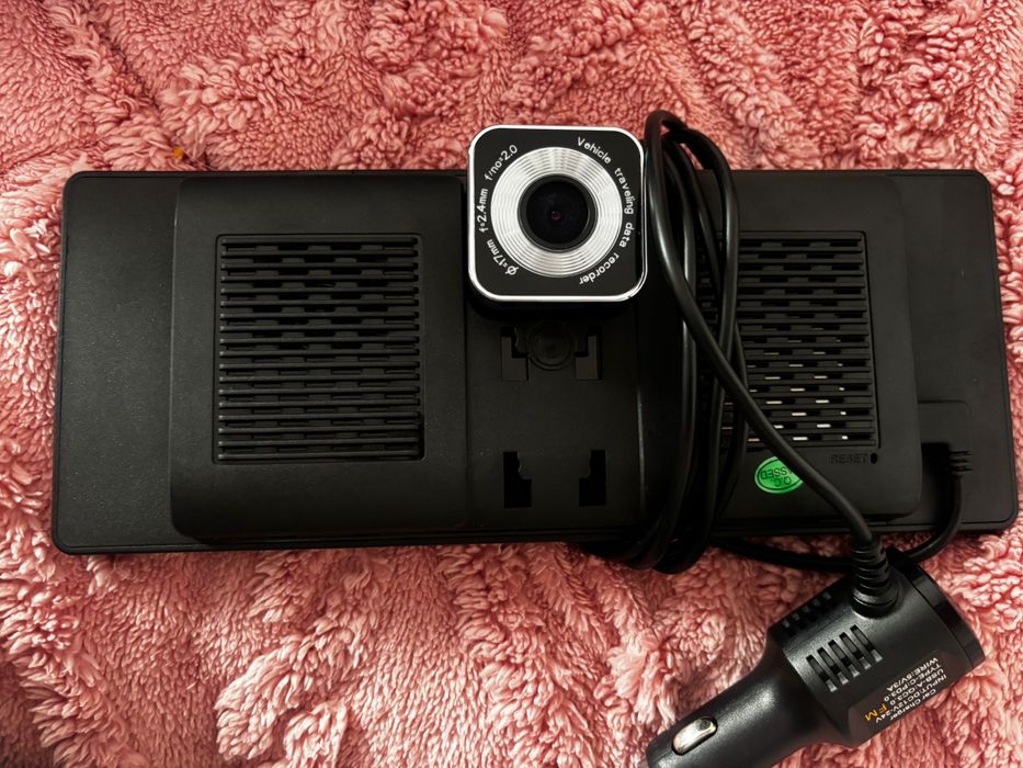 Navigație auto CARSYNC