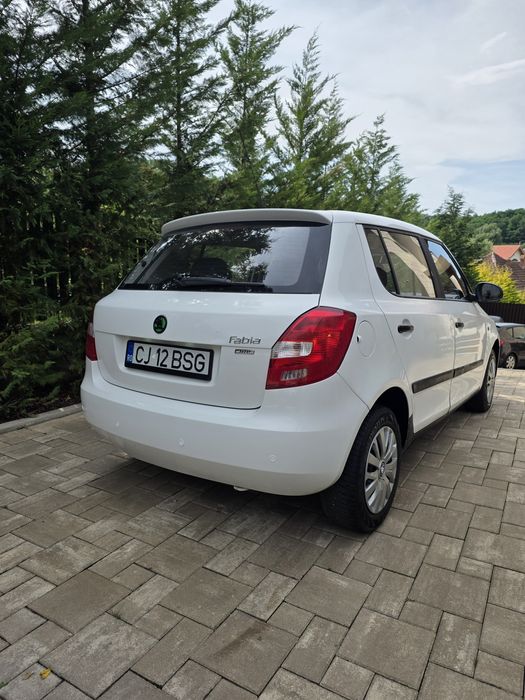 SKODA Fabia 2010 — imagine 5