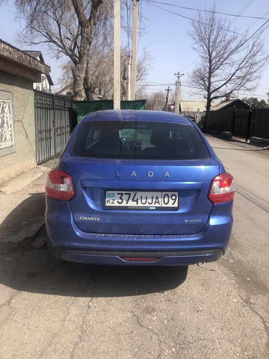 Лада Гранта Лифтбек