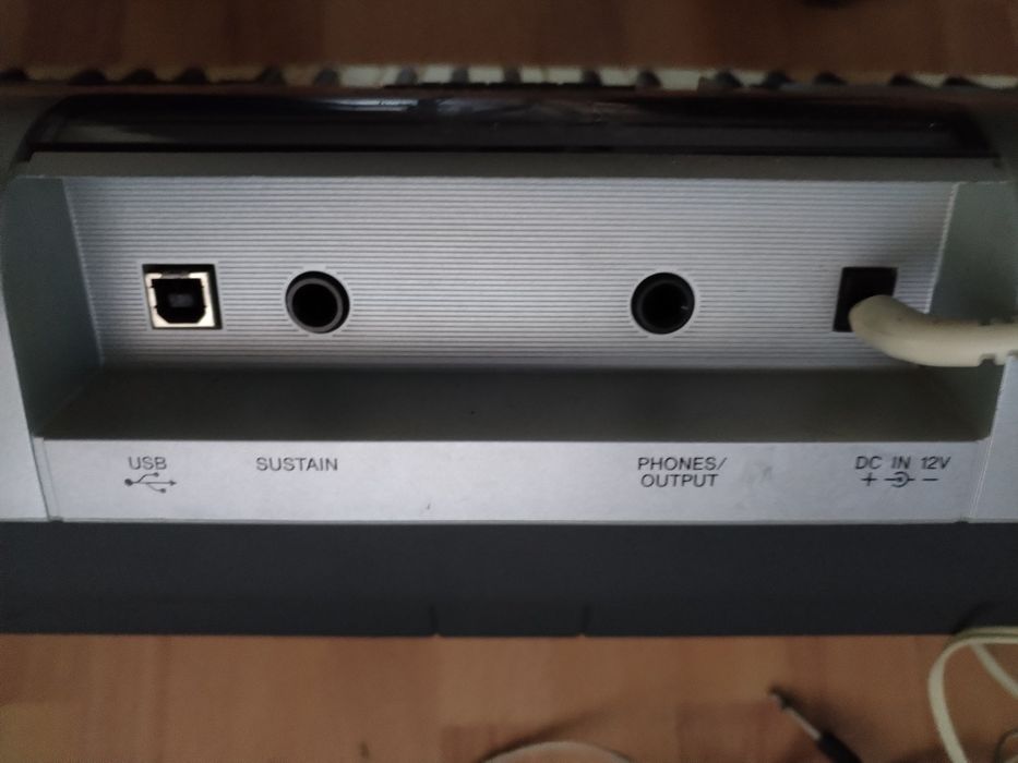 Orga-claviatura YAMAHA