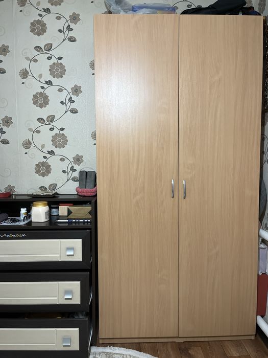 Продам шкаф и комод хорошем состоянии