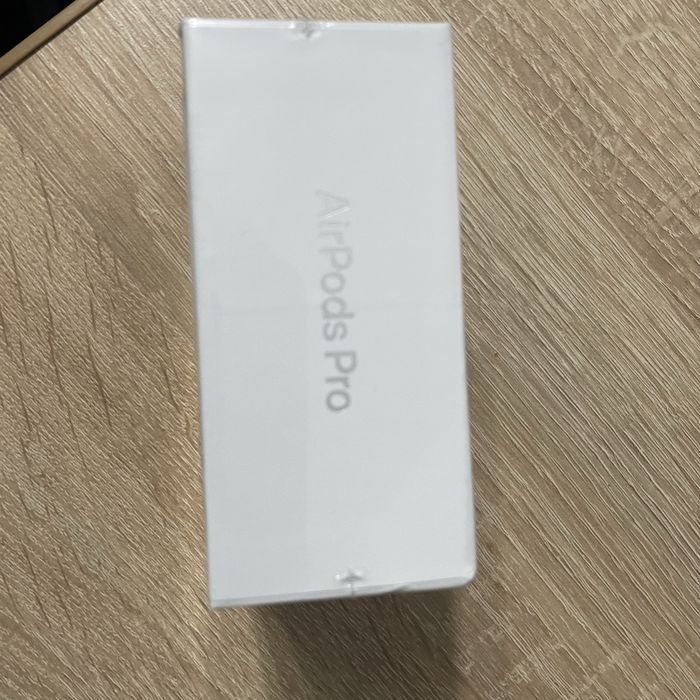 AirPods pro 3 2025 ca noi