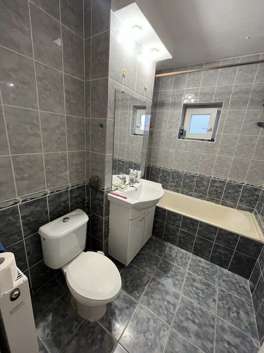 Vand Apartament 3 Camere Central 85mp