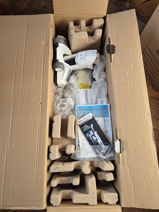 Rowenta Clean and Steam Multi – Aspirator si mop cu abur 3 in 1