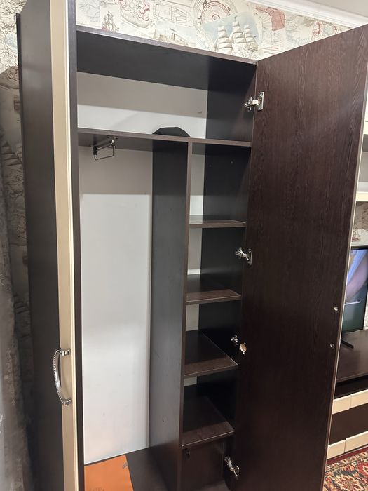 Продается шкаф (стенка)