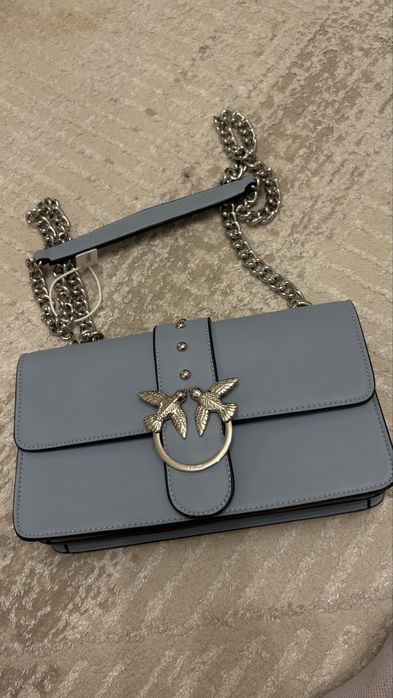 Сумка от бренда pinko