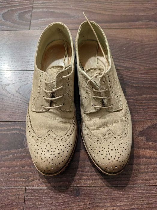 Дамски обувки номер 39