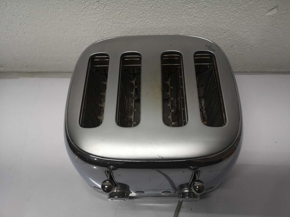 Тостер - Smeg 2100 W