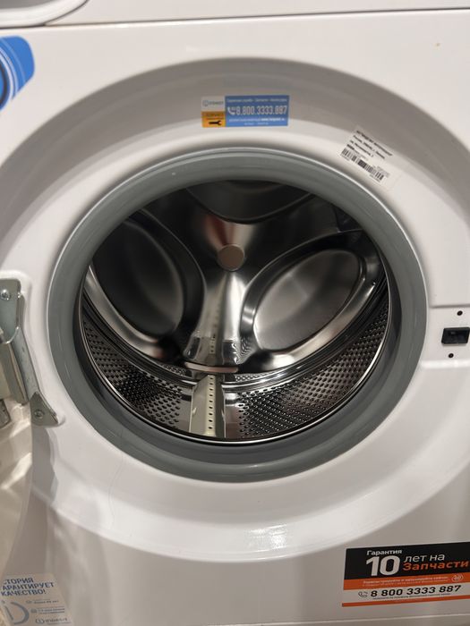 Стиральная машина indesit
