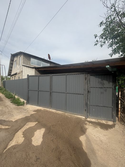 Продам дом  срочно .19 -й  километр