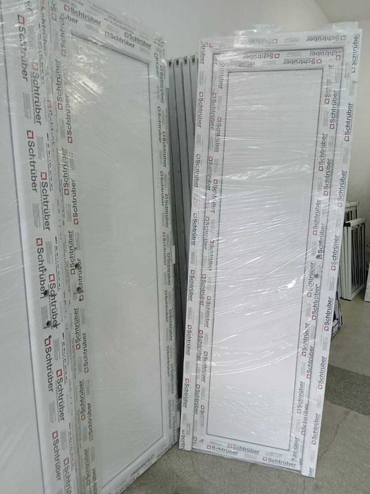 ПВЦ врата за баня БЯЛА 68/198см