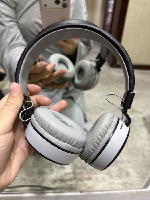 Bluetooth naushnik