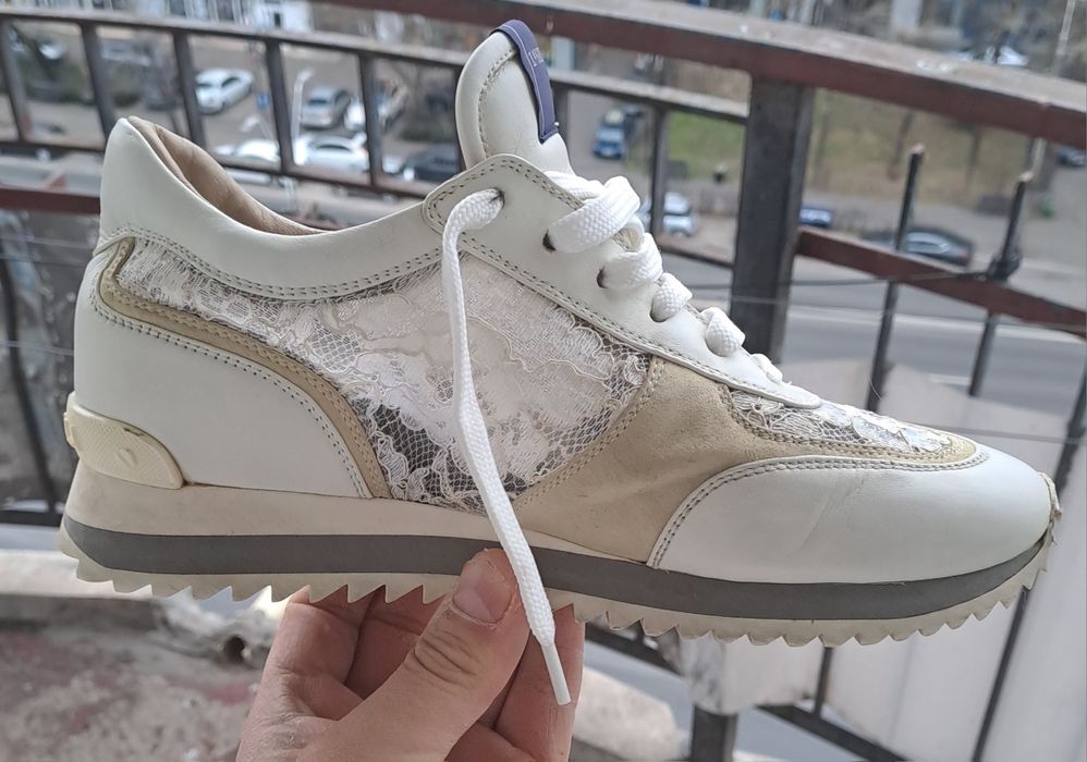 Adidasi sneaikers Le silla nr 37    200lei