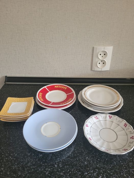 Продам тарелки обычные и глубокие