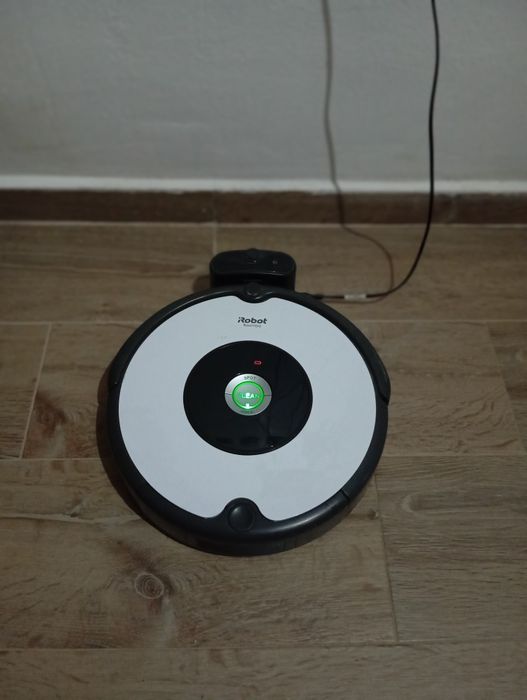 Aspirator robot Roomba