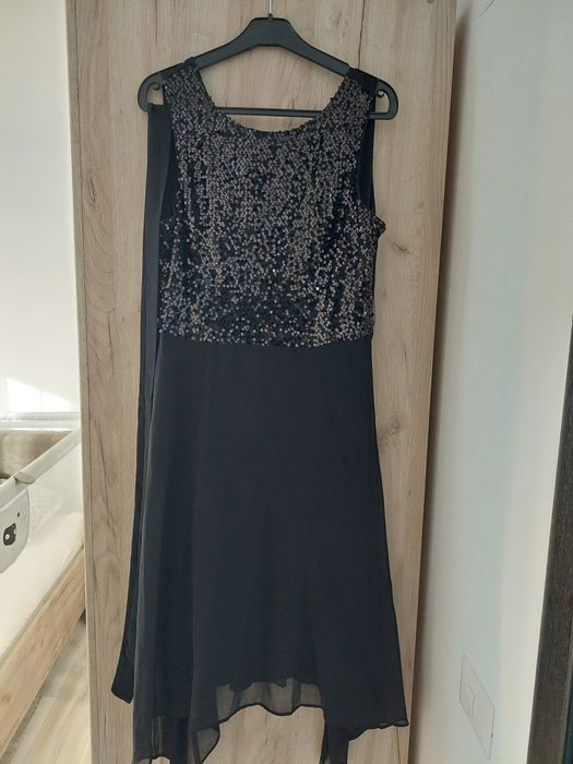 Rochie neagra marimea 40