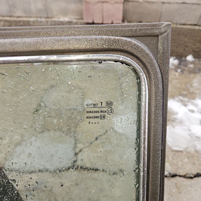 Дверь на ниву 21213-4