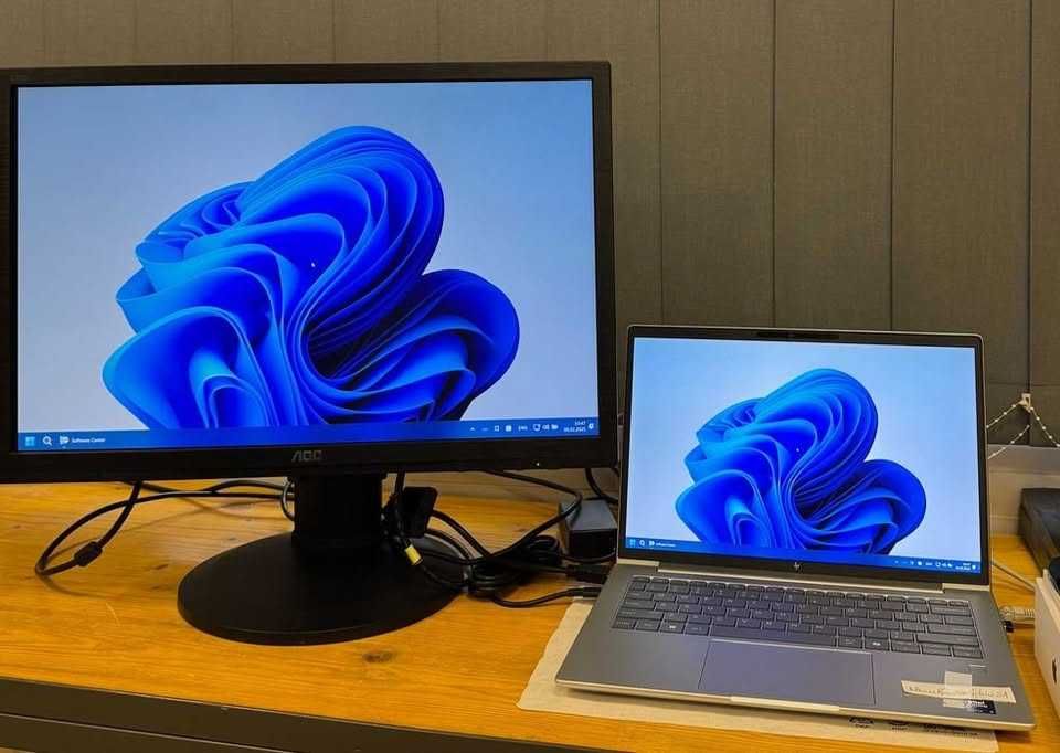 Monitor AOC e2260Pda (22" / LED / HD+ / Disp. Mat / DVI ; VGA)