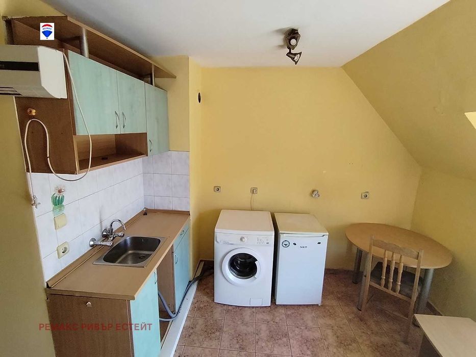Дава се под наем Ателие в Русе, Хъшове - 33 кв.м за 153 € - Снимка #2