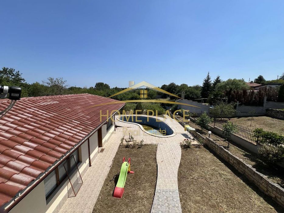 Продава се Къща в с. Болярци, Област Варна - 340 кв.м за 743 €/кв.м - Снимка #1