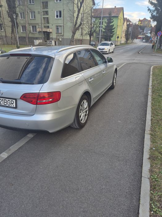 De vinzare Audi a4 b8 2010