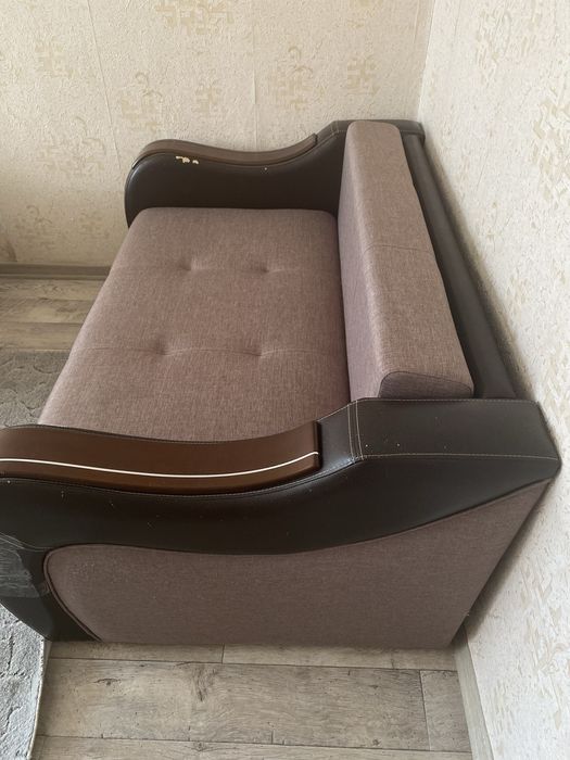 Продам диван,кресло,пуф б/у, самовывоз