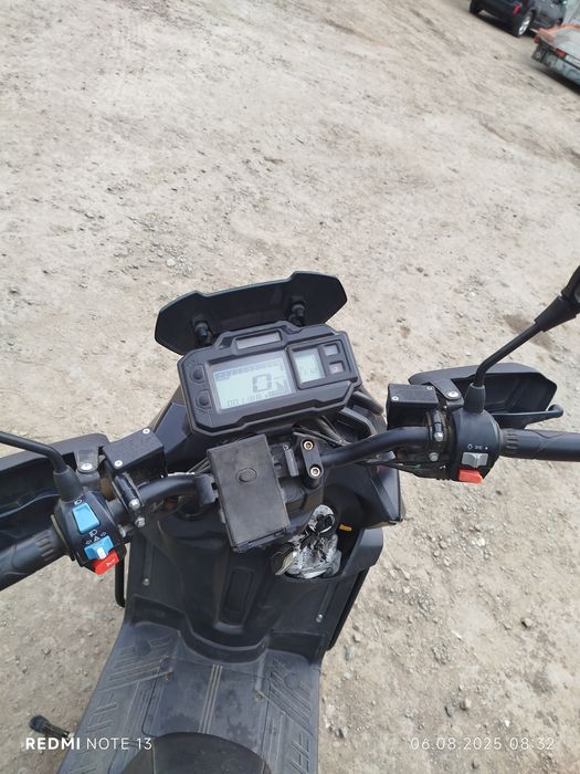 Скутер танк в идеальном состоянии