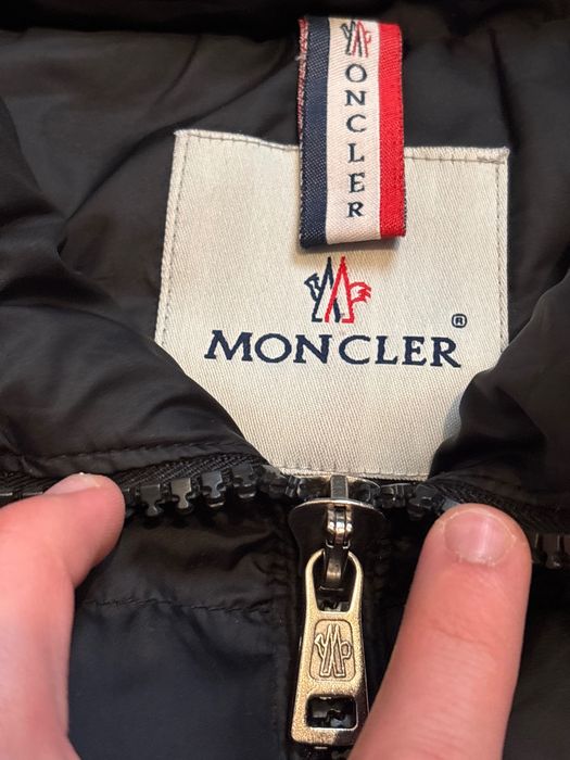 Vestă moncler mărimea xxl