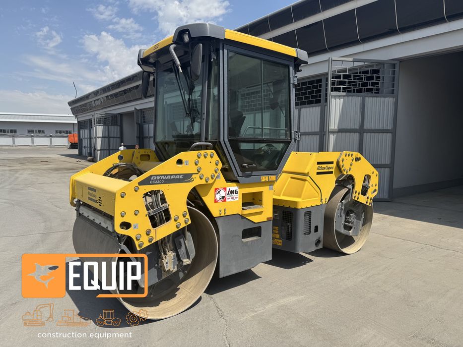 Каток Dynapac CC2200 в налчие в Ташкенте