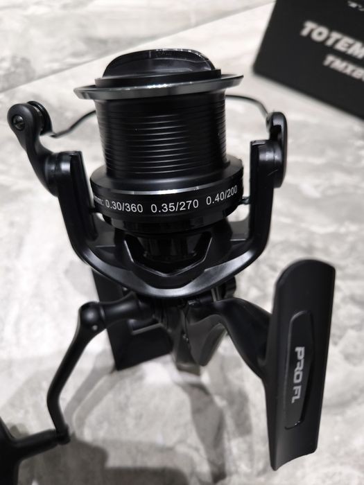 2 Mulinete FL Totem X Carp TMX 8000 NEW 2025