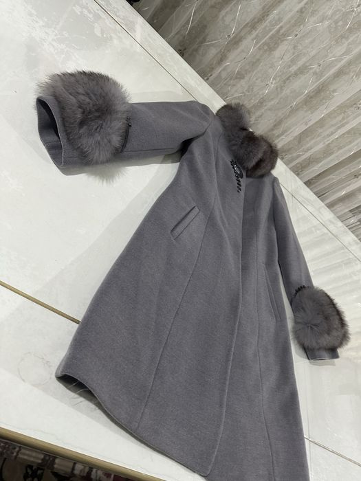 Продается Пальто LORETA в красивом цвете