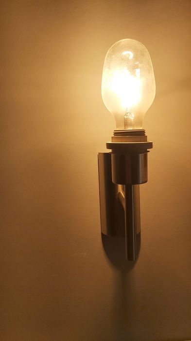 Бра настенный  светильник
