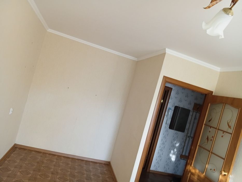 Продам 2 ком,кв,3-50,1 этаж.