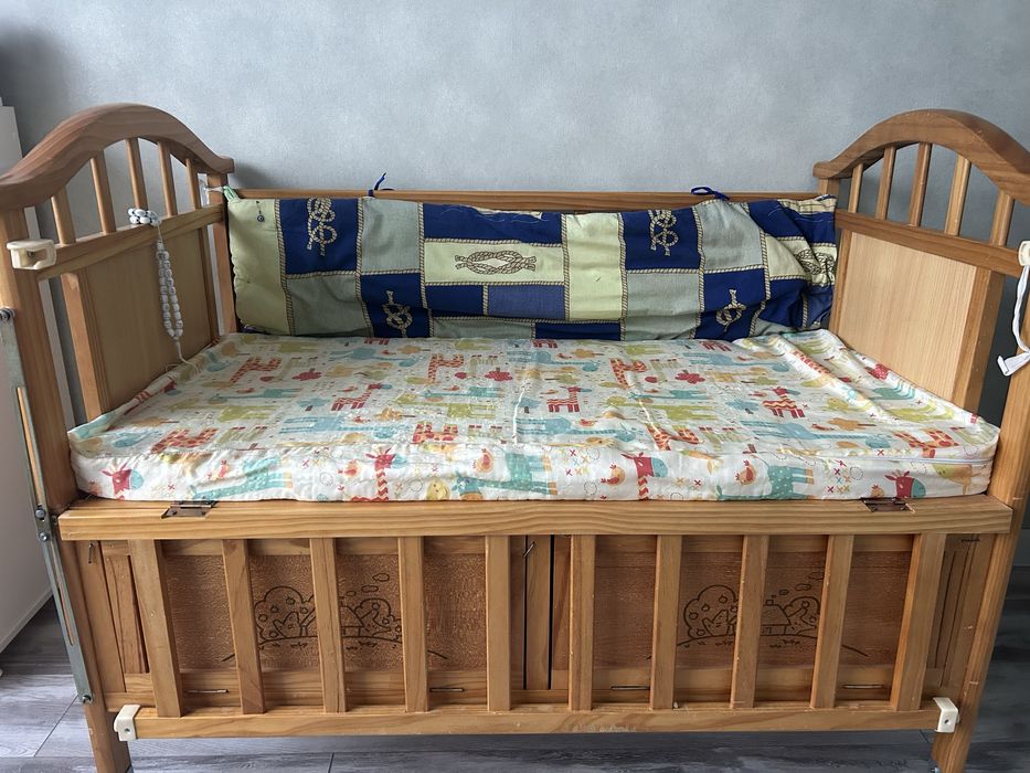 Продам детскую кровать