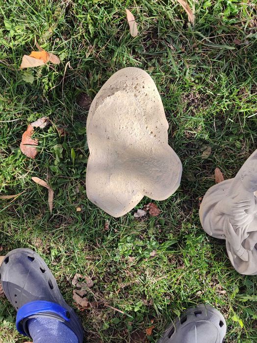 Бетонови фигурки с Богородица