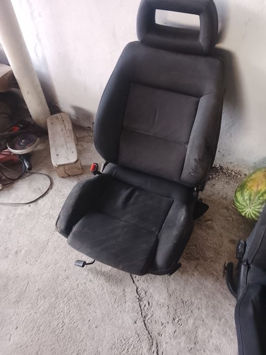 Продам сидения  срочно