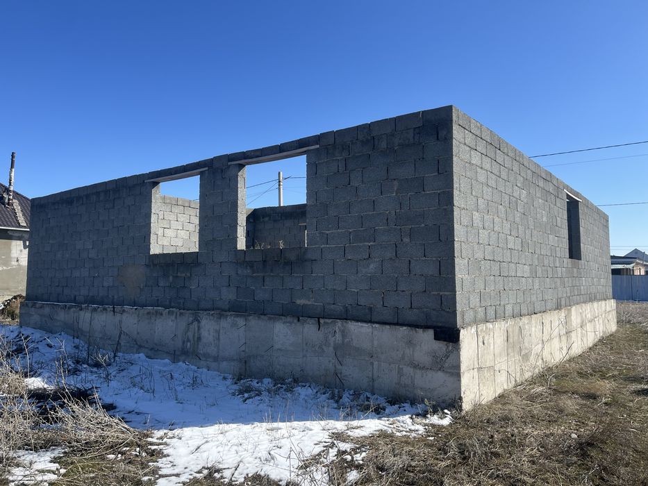 Продам Недостроенный дом в Ынтымаке