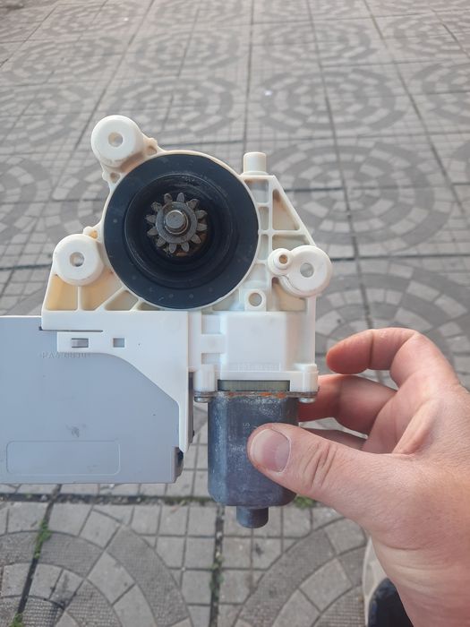 Машинка за ел. стъкло за Форд Фокус