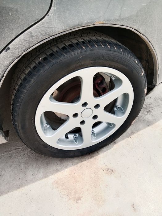 Продам шины с дисками R17 от Марк ll