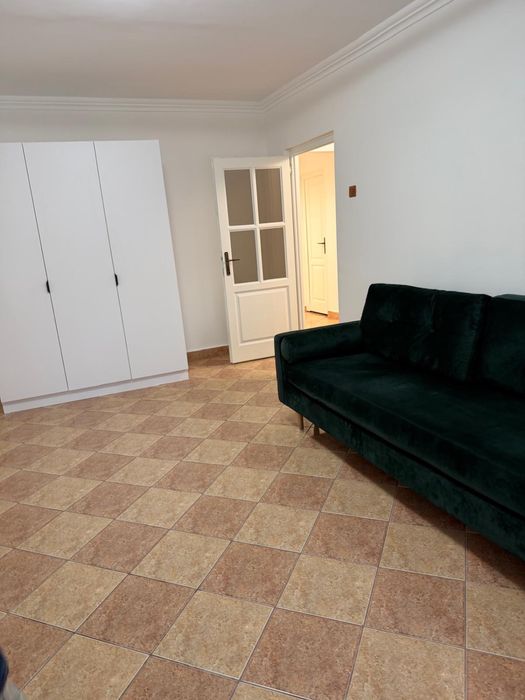 Inchiriez apartament 3 camere tip AN zona vis a vis Dorbob