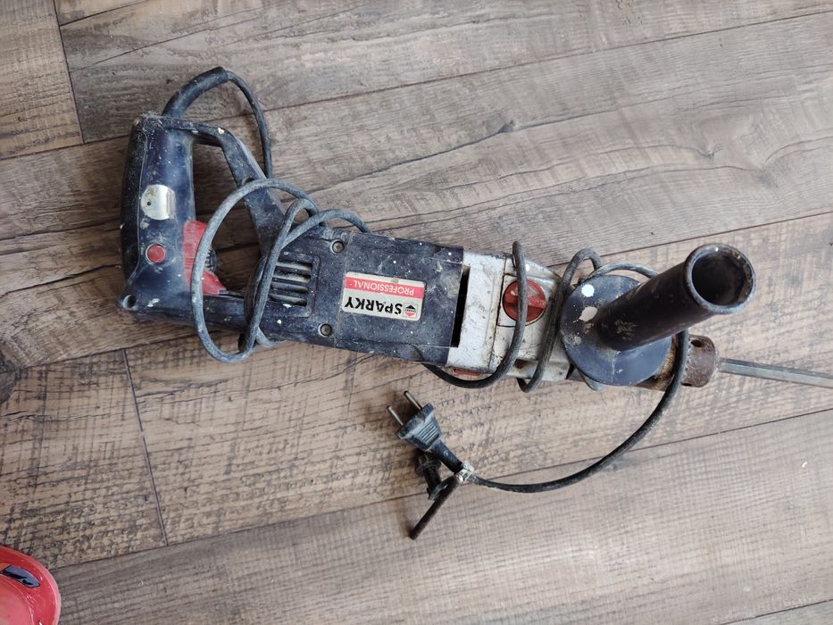 Бор Машина, циклене, къртене