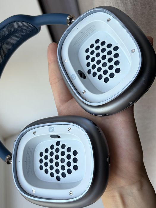 AirPods Max 1 поколения