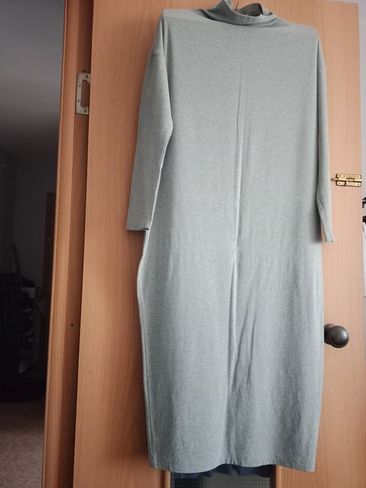Продам брюки, комбинезон,платья 54р.