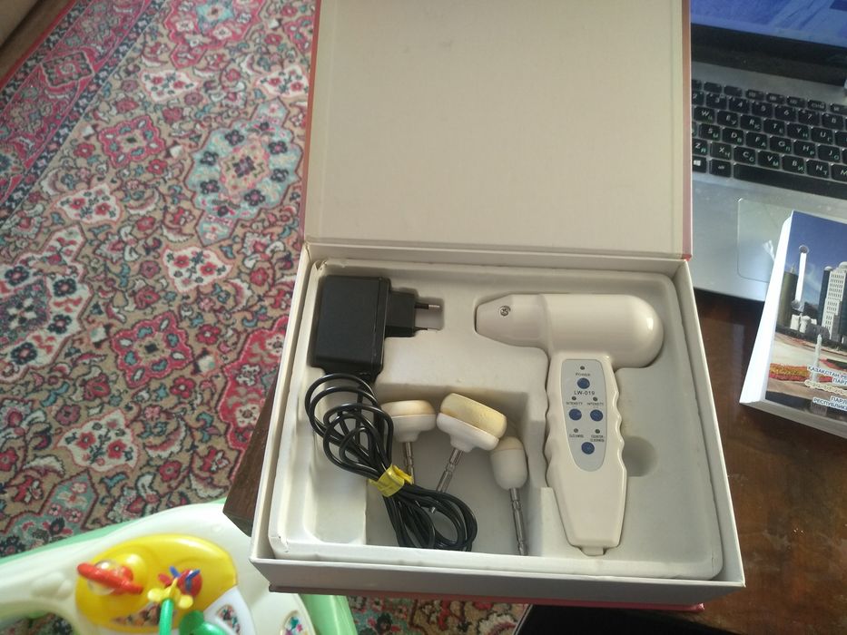 Электрическая щетка для лица