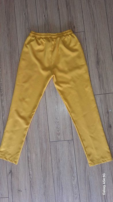 Дамски сиви дънки.