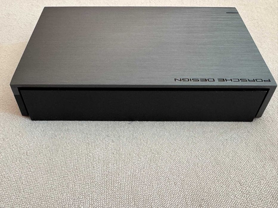 Външен хард диск LaCie Porsche Design P9230 4TB