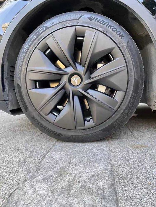 Колпаки на TESLA MODEL Y новые