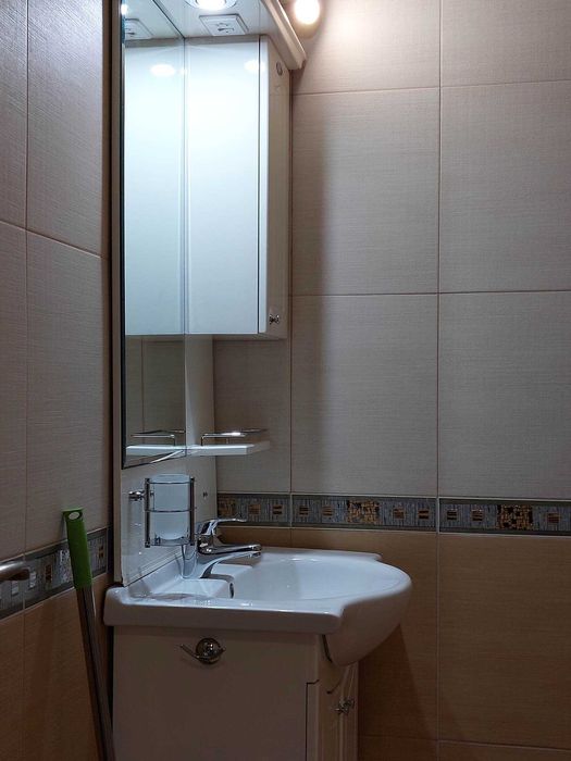 Дава се под наем Двустаен апартамент в Бургас, Възраждане - 68 кв.м за 200 € - Снимка #2