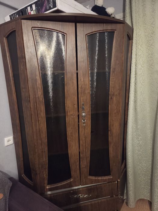 Продам Шкаф камот